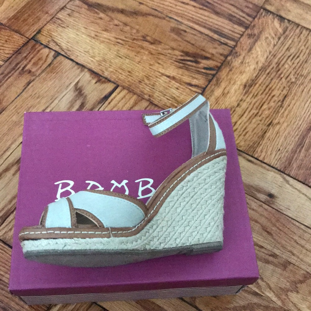 Shoes - Picture 2 of 4